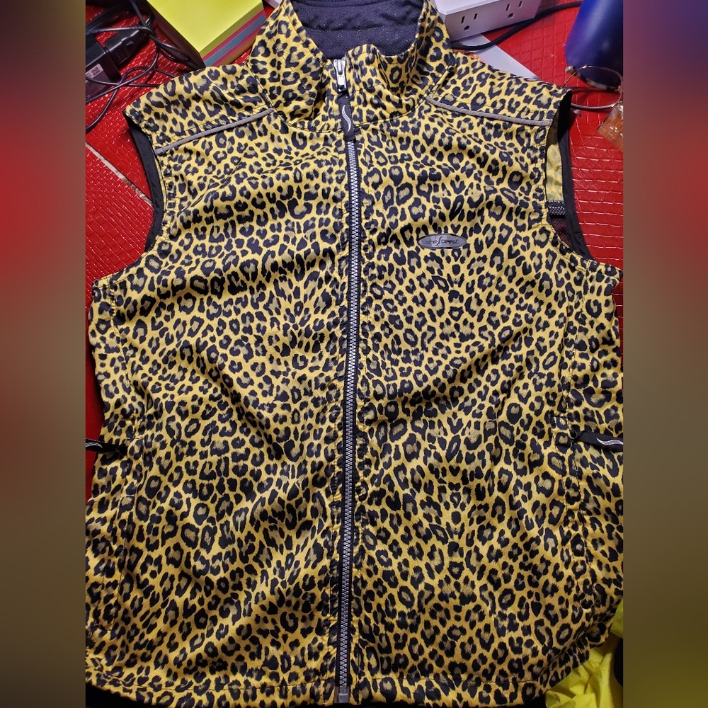 Shebeest Womens Vest Medium For Cycling Or Other Outdoors, Made Is USA